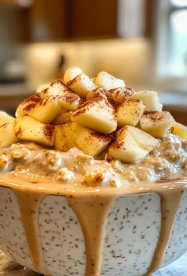 Creamy Apple Cinnamon Overnight Oats